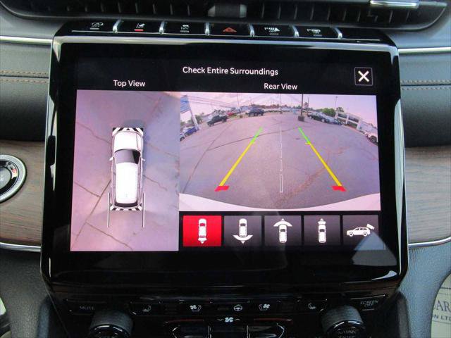 Certified 2024 Jeep Grand Cherokee Summit AWD/4WD image 41