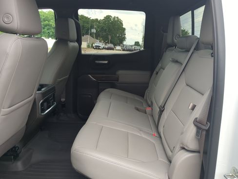 Used 2020 GMC Sierra 1500 SLT w/ SLT Convenience Package RWD image 12