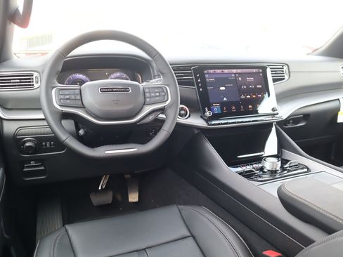 New 2026 Jeep Grand Wagoneer 4WD image 2