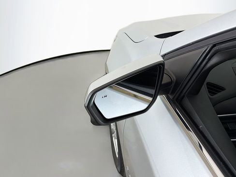 Used 2022 Chevrolet Equinox LT FWD image 25
