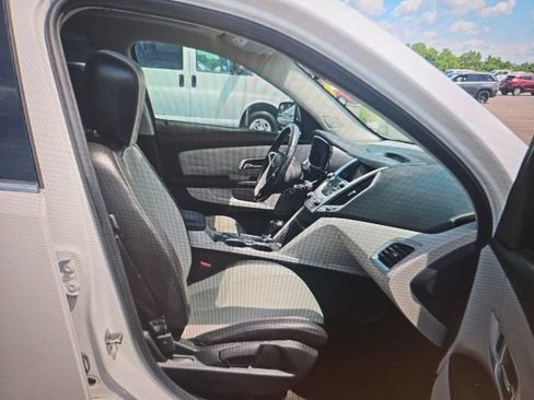 Used 2017 GMC Terrain SLT w/ Open Road Package AWD/4WD image 8