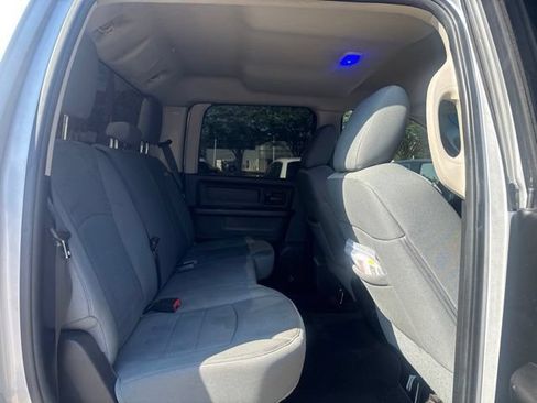 Used 2014 RAM 1500 Express AWD/4WD image 12