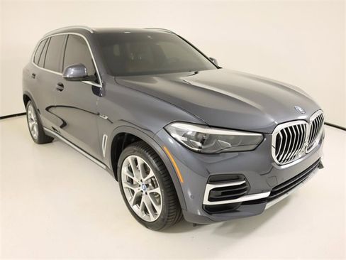 Used 2022 BMW X5 xDrive45e w/ Luxury Seating Package image 7