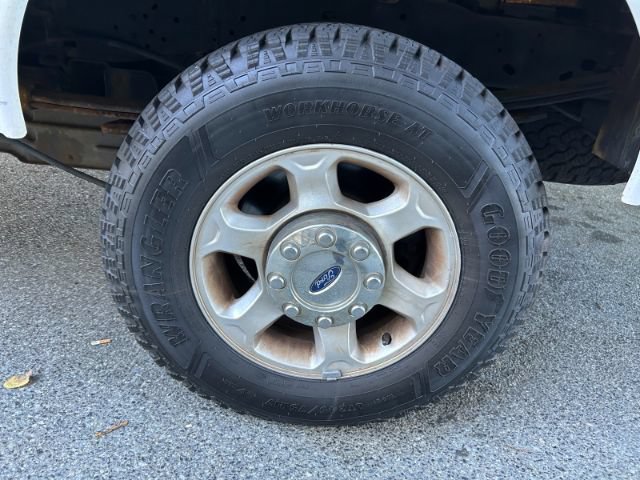 Used 2016 Ford F250 XL w/ XL Appearance Package AWD/4WD image 35