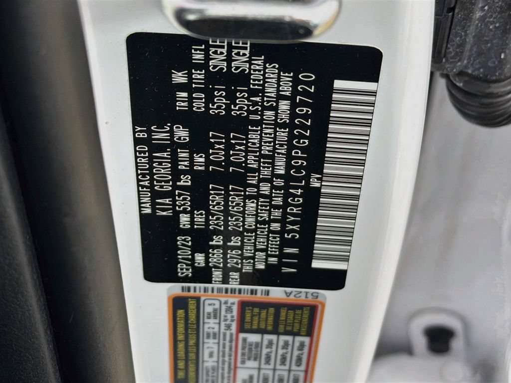 Certified 2023 Kia Sorento LX FWD image 29