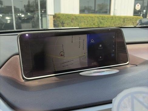 Used 2019 Lexus RX 450hL Luxury image 9