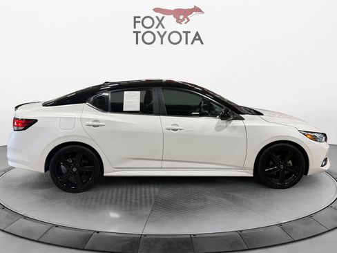 Used 2023 Nissan Sentra SR w/ Midnight Edition Package image 7