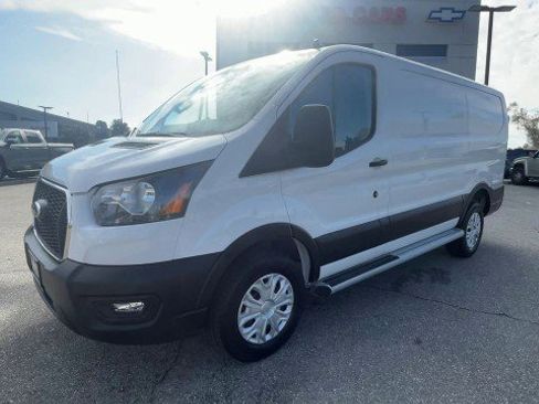 Used 2024 Ford Transit 250 Low Roof w/ Exterior Upgrade Package image 4
