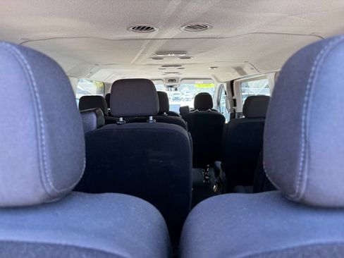 Used 2023 Ford Transit 350 XLT RWD image 18