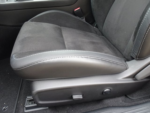 Used 2023 Dodge Challenger R/T w/ Plus Package RWD image 18