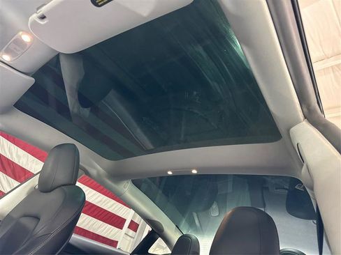 Used 2022 Tesla Model 3 Base image 20