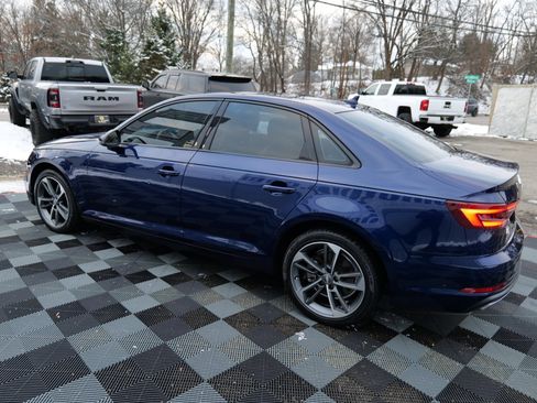 Used 2019 Audi A4 2.0T Premium image 7