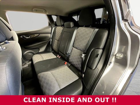 Used 2022 Nissan Rogue Sport SV AWD/4WD image 21