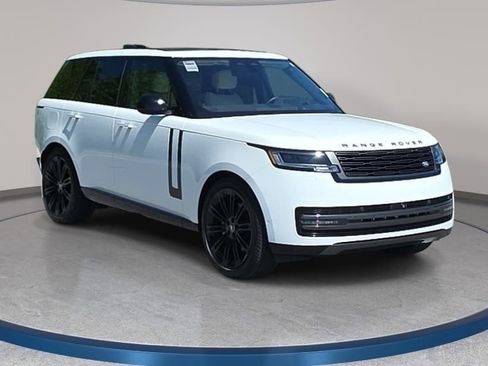 Certified 2023 Land Rover Range Rover SE AWD/4WD image 3