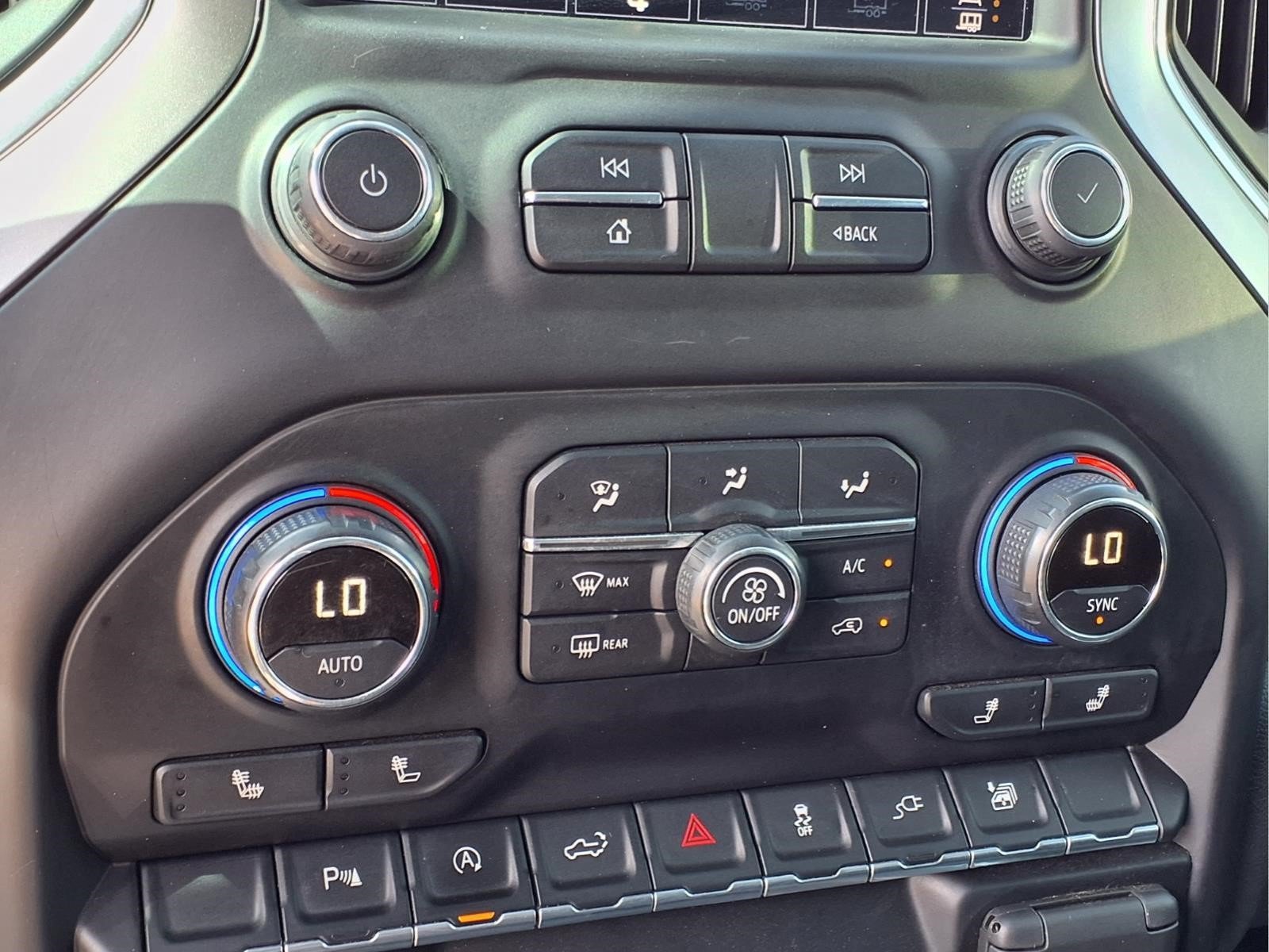 Used 2020 Chevrolet Silverado 1500 RST w/ All-Star Edition RWD image 12