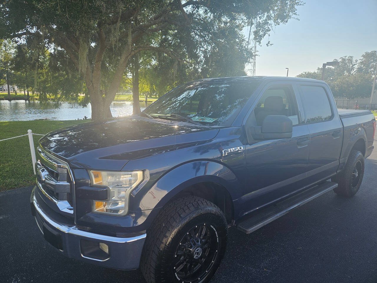 Used 2015 Ford F150 XLT RWD image 5