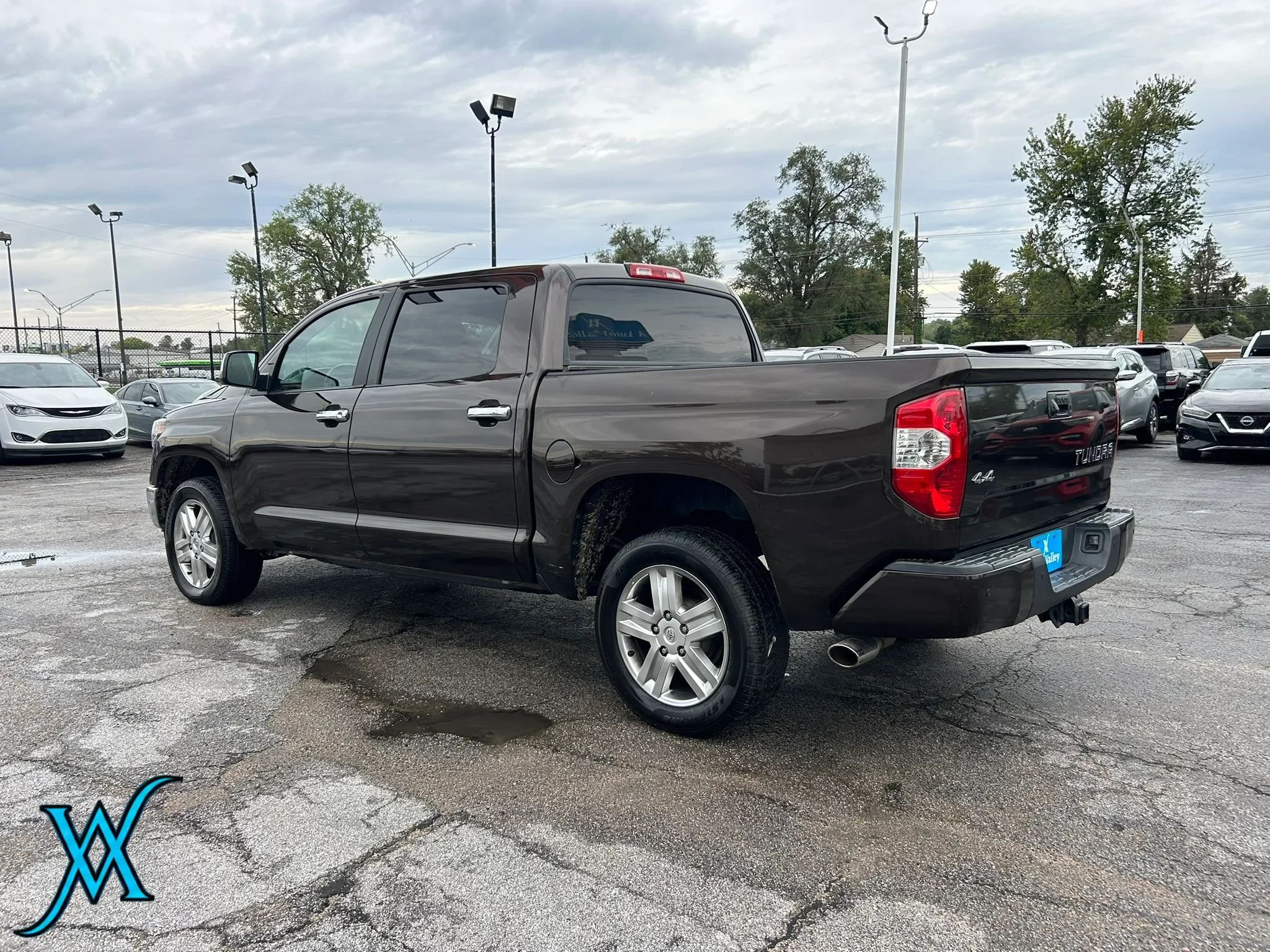 Used 2019 Toyota Tundra 1794 Edition AWD/4WD image 5