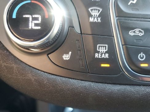 Used 2024 Chevrolet Malibu LT image 21