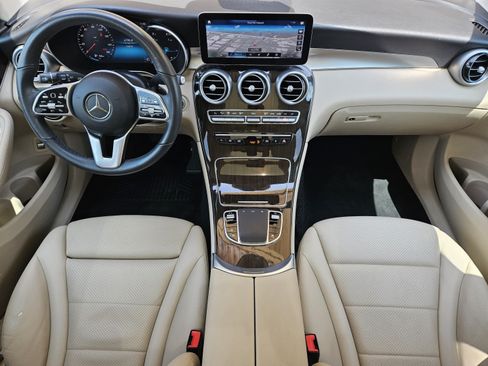 Used 2020 Mercedes-Benz GLC 300 image 21