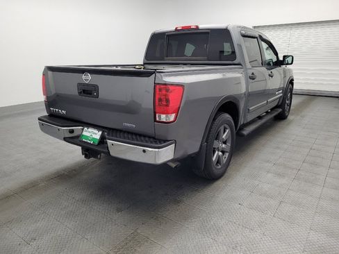 Used 2015 Nissan Titan SV w/ SV Value Truck Package image 9