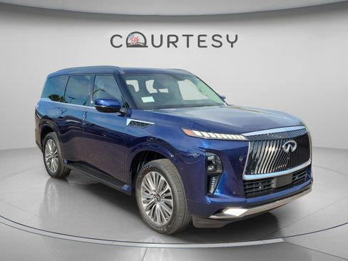Used 2025 INFINITI QX80 Luxe RWD image 5