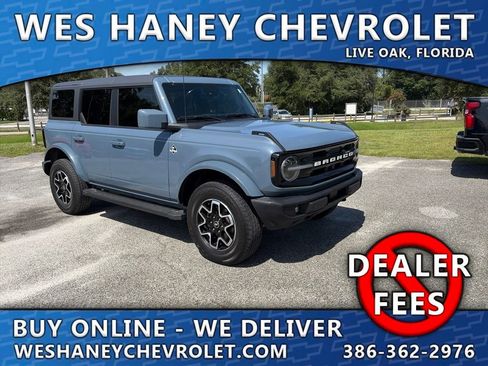 Used 2023 Ford Bronco Outer Banks AWD/4WD image 1