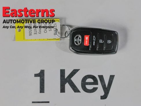 Used 2025 Toyota Camry LE FWD image 24