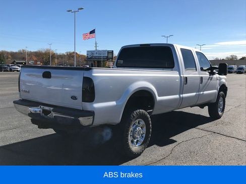 Used 2005 Ford F350 XLT image 3