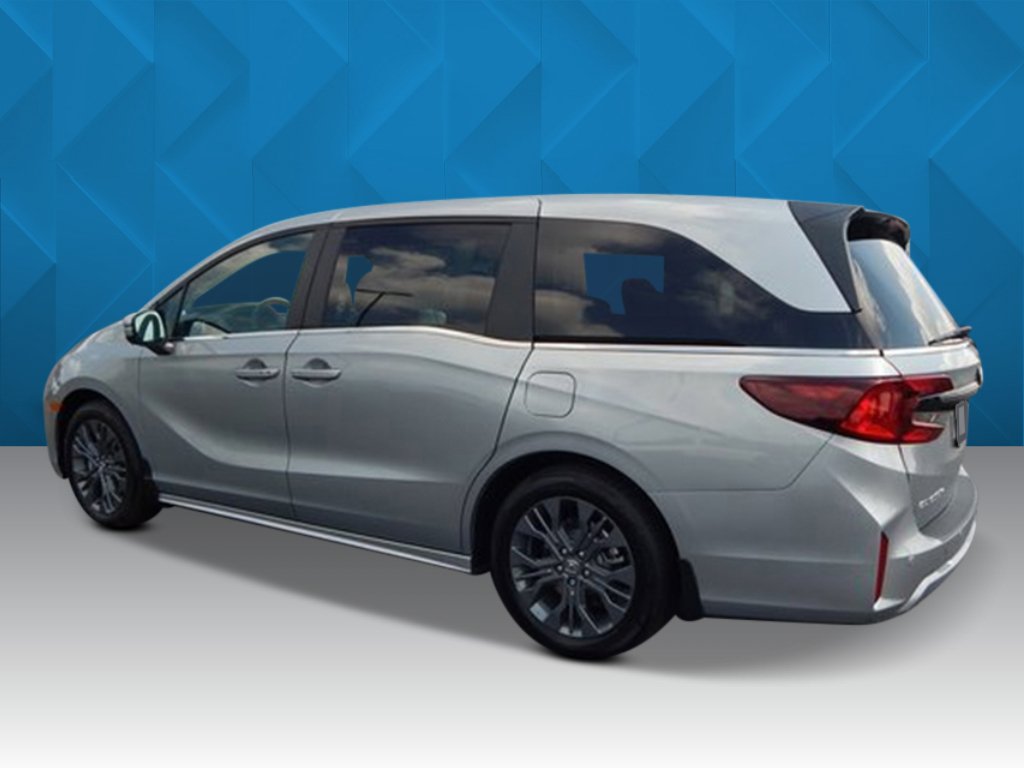 New 2027 Honda Odyssey Touring image 7