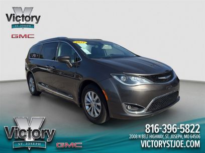 Used 2019 Chrysler Pacifica Touring-L