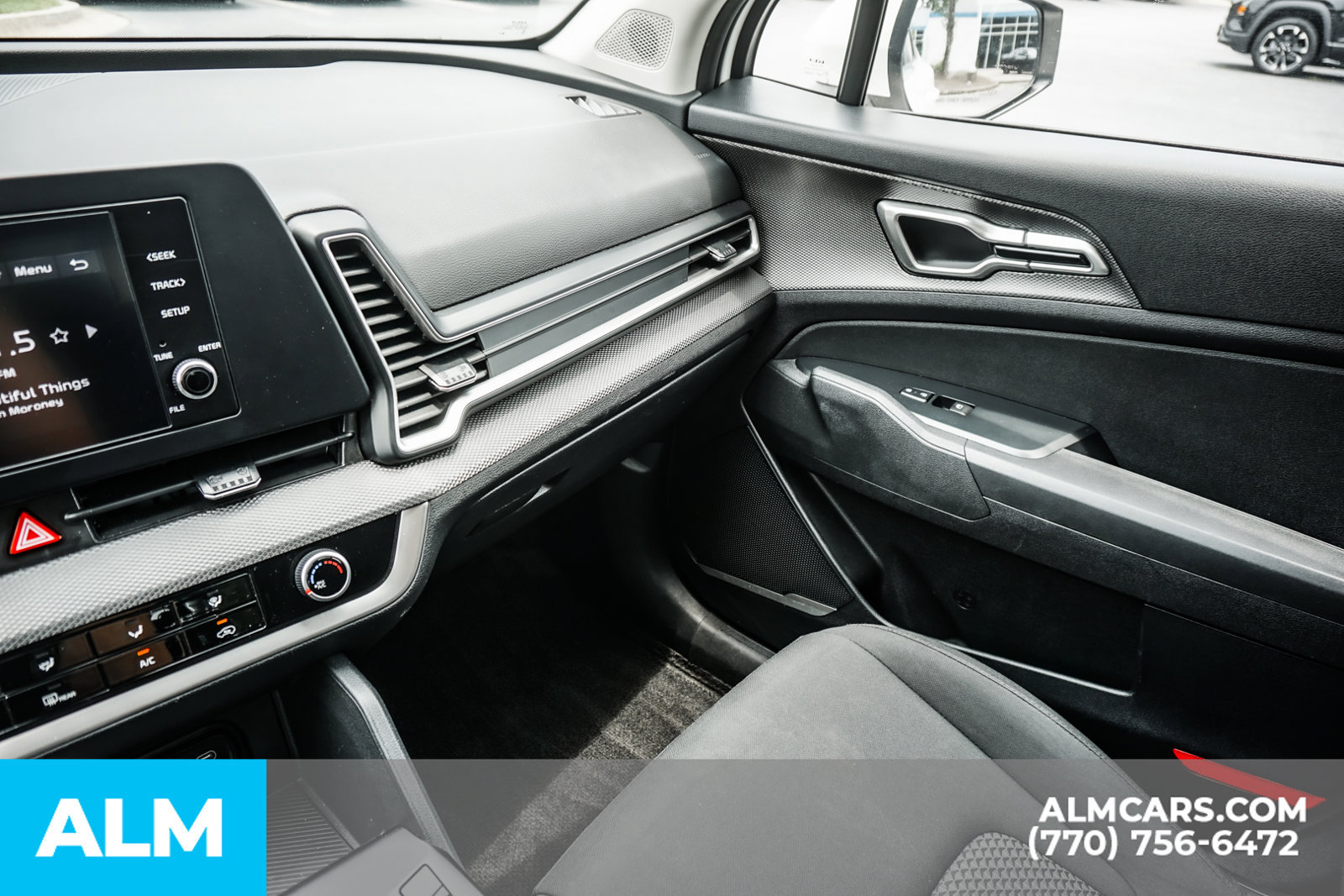 Used 2025 Kia Sportage LX FWD image 54