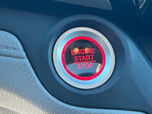 Used 2018 Honda Odyssey EX-L image 40