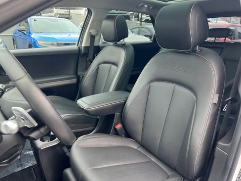 Used 2024 Hyundai Ioniq 5 Limited image 23