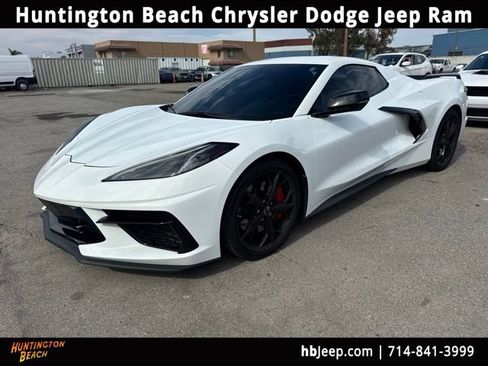 Used 2021 Chevrolet Corvette Stingray Convertible w/ Z51 Performance Package RWD image 1