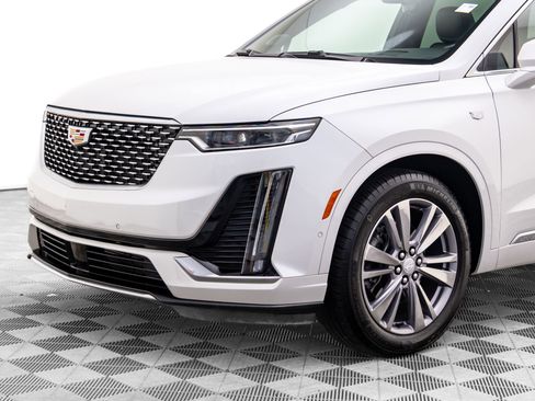 Certified 2024 Cadillac XT6 Premium Luxury w/ Platinum Package image 38