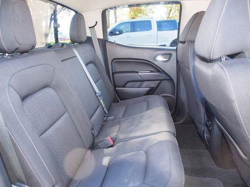 Used 2016 GMC Canyon SLE w/ SLE Convenience Package image 14