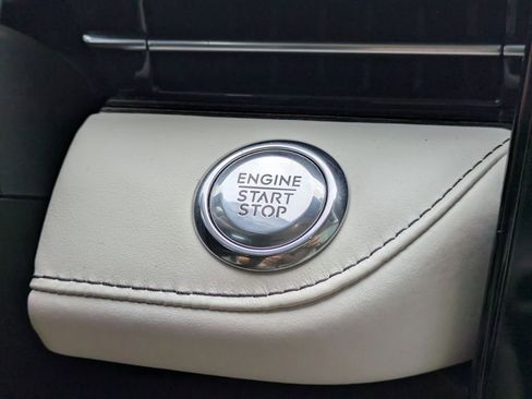 Certified 2024 Lincoln Nautilus Black Label AWD/4WD image 36