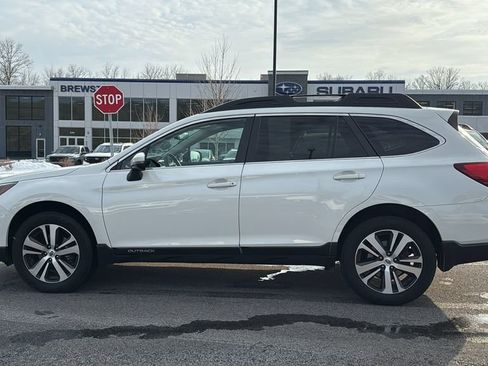 Used 2019 Subaru Outback 3.6R Limited image 6
