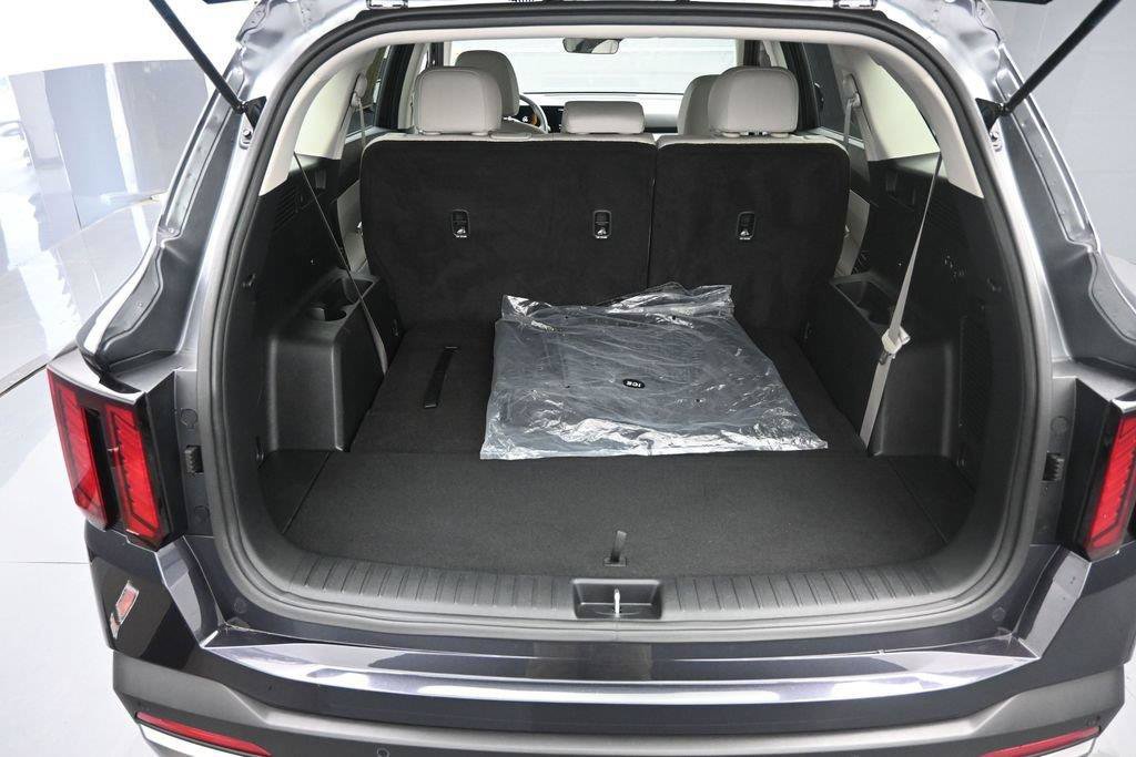 Used 2025 Kia Sorento S FWD image 22