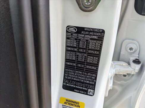 New 2025 Land Rover Range Rover Evoque S image 19