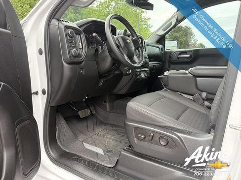 Certified 2023 Chevrolet Silverado 1500 Custom w/ LPO, Dark Essentials Package AWD/4WD image 14