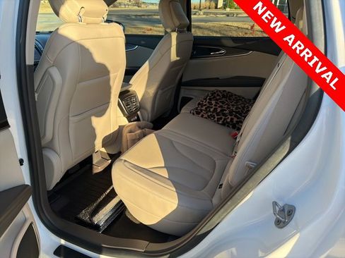 Used 2020 Lincoln Nautilus Reserve w/ Equipment Group 201A image 9