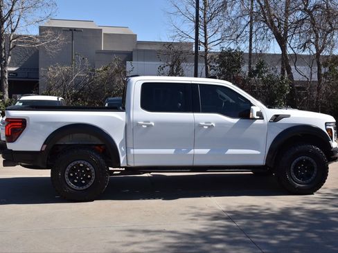 Used 2025 Ford F150 Raptor image 4