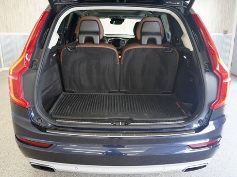 Used 2019 Volvo XC90 T6 Momentum w/ Protection Package Premier AWD/4WD image 39