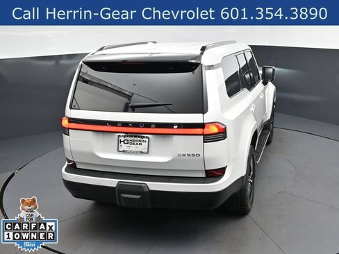 Used 2024 Lexus GX 550 w/ Accessory Package (Z1) AWD/4WD image 15