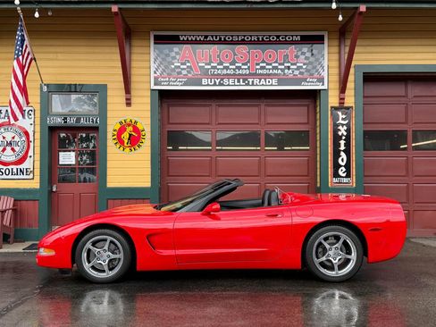 Used 2003 Chevrolet Corvette Convertible w/ Preferred Equipment Group1 RWD image 16