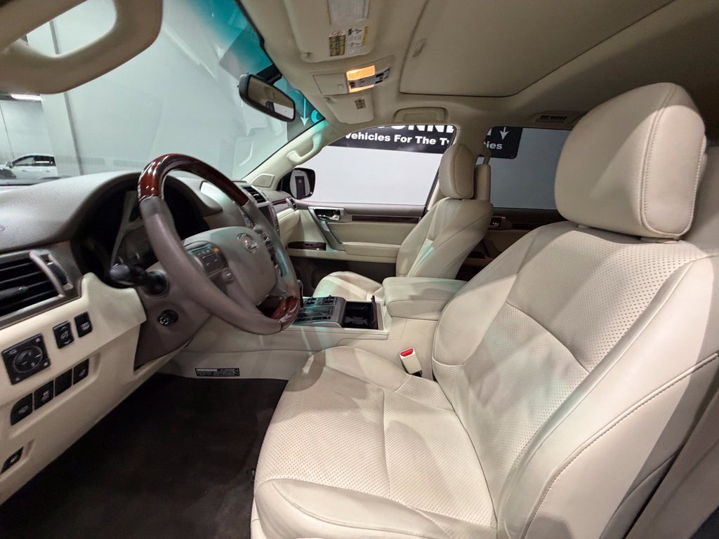 Used 2012 Lexus GX 460 Premium AWD/4WD image 24