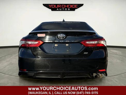 Used 2020 Toyota Camry SE FWD image 4