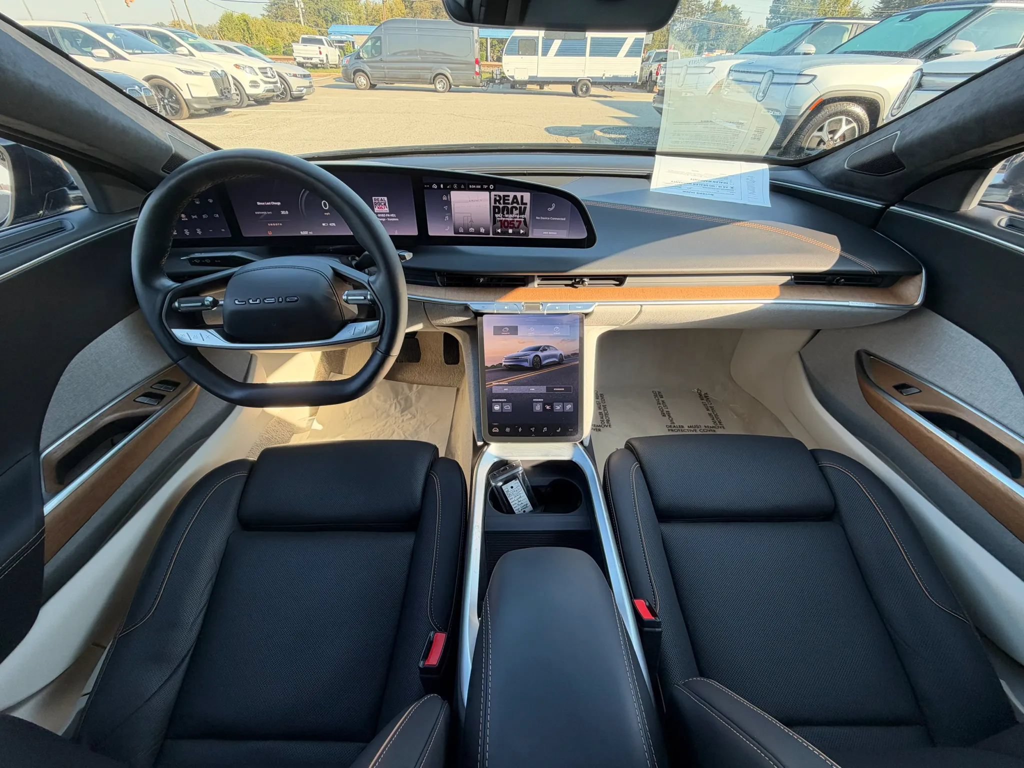 Used 2025 Lucid Air Pure RWD image 18