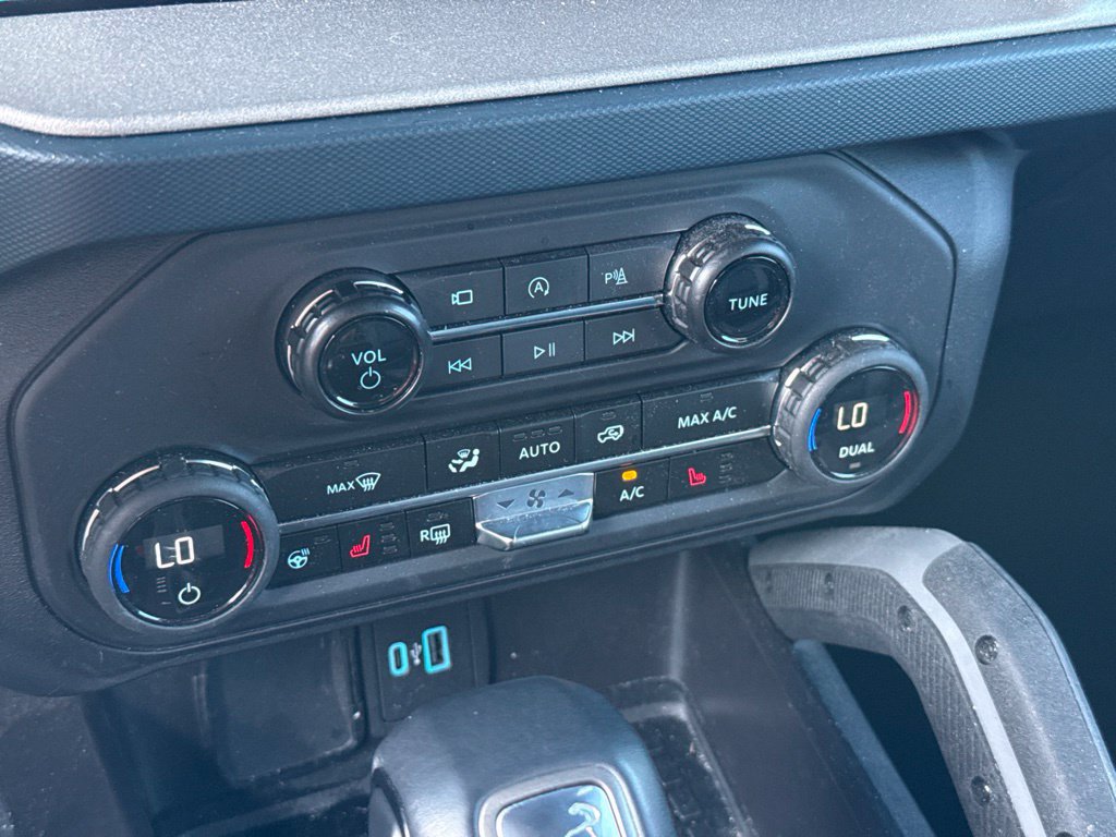 Certified 2024 Ford Bronco Outer Banks AWD/4WD image 24